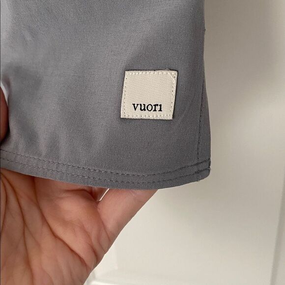 NWT. Vuori Cami V-Neck -XS - Picture 3 of 5